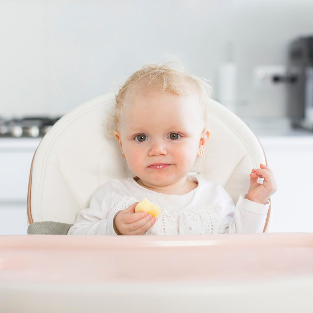 5 Signs Your Baby Is Ready for Solids (And How to Celebrate Safely)