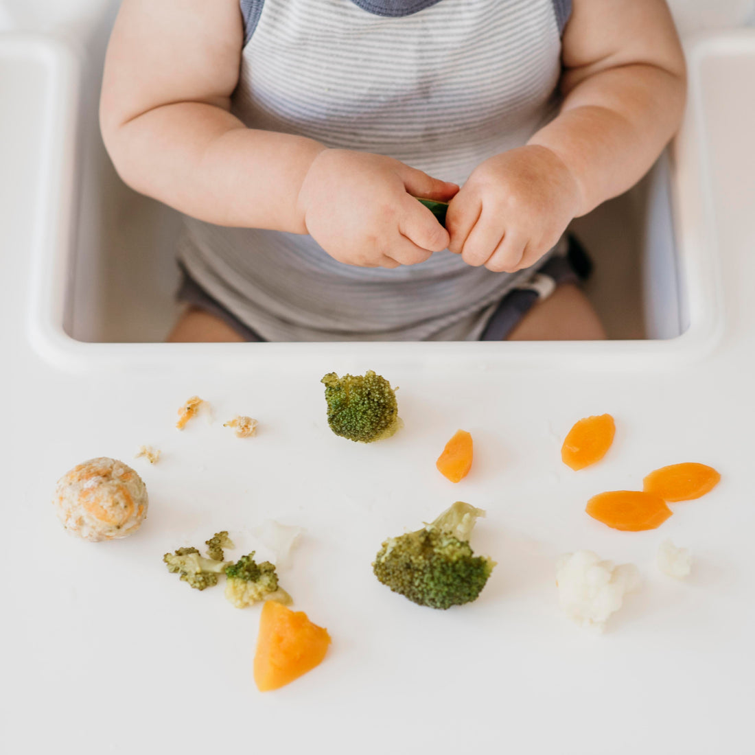 Bub's First Bite: A Gentle Guide to Starting Solids the Australian Way