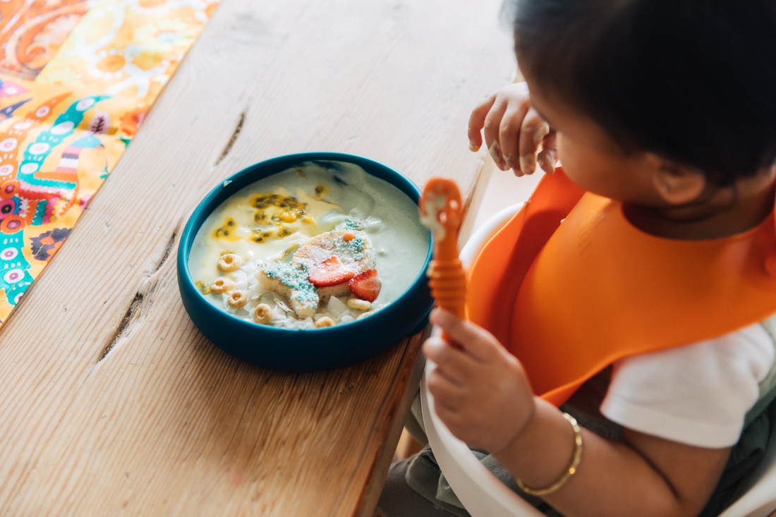 Why Silicone Feeding Sets Are the Heroes of Messy Mealtimes